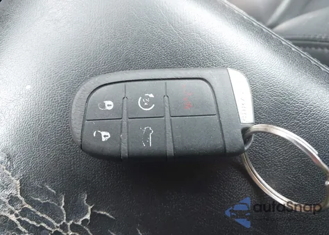 2013 Chrysler 300 Motown z USA, uszkodzony, nr VIN 2C3CCAAG3DH588343